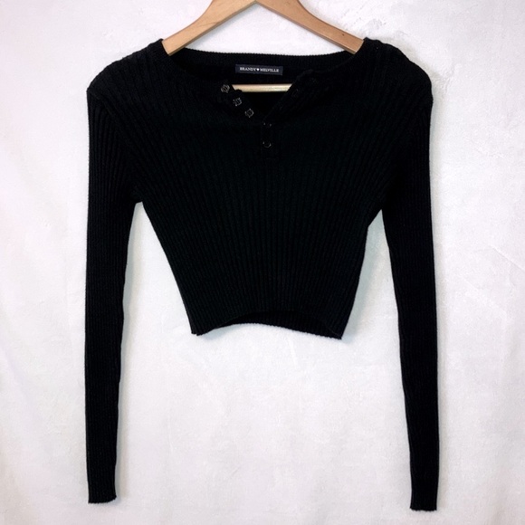 Brandy Melville Tops - Brandy Melville Long Sleeve Crop Top